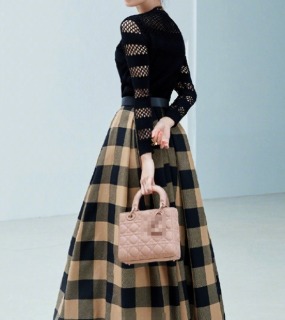 체크 무늬 프린트 스커트D. checkered print skirt