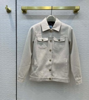 트렌디 한 회색 코듀로이 라펠 재킷   . L. trendy gray corduroy lapel jacket