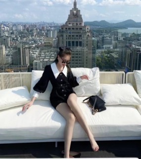 명원 향풍 블랙 트위드 원피스   ﻿  c. Myeongwon Scented Black Tweed Dress