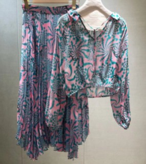 홀로그램 패턴 셔츠&amp;롱 스커트 세트        D. Hologram pattern shirt &amp; long skirt set