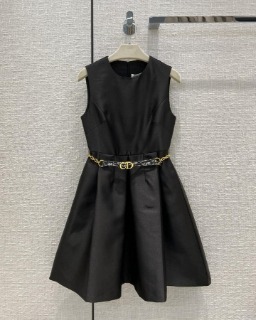럭셔리 벨트 블랙 민소매 미니 드레스  D. luxury belt black sleeveless mini dress