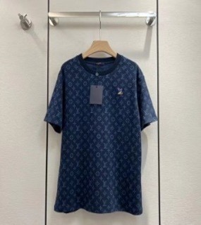 베이직 핏 패턴 포인트 반팔티   L . Basic Fit Pattern Point Short-Sleeved T-Shirt
