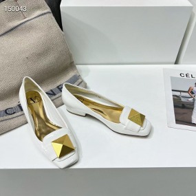여성 굽낮은 유광 플랫 슈즈   women&#039;s low-heeled glossy flat shoes