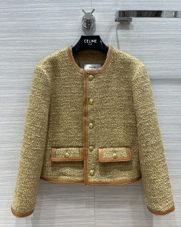 여성 베이지 컬러 세련된 디자인 자켓  Women&#039;s Beige Color Sophisticated Design Jacket