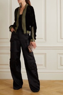 여성 시크한 디자인 블랙 플리스   Women&#039;s Chic Design Black Fleece