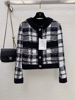 블랙 체크무늬 긴팔 자켓  Black Checkered Long-Sleeved Jacket