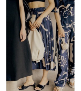 복고 하이웨스트 스커트    L. retro high-waist skirt