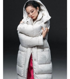 코코 네쥬 구스 롱 패딩      C. Coco Neju long padded coat