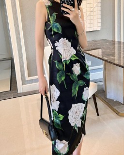 여성 플라워 패턴 디자인 민소매 롱드레스   Women&#039;s Flower Pattern Design Sleeveless Long Dress