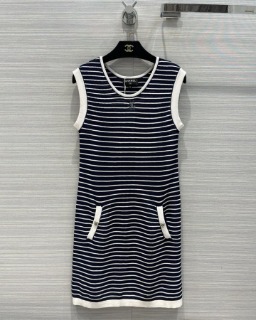 스프라이트 무늬 디자인 민소매 미니원피스   C. Sprite-patterned design sleeveless mini dress