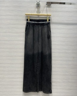 부드럽게 이어지는 나염 디자인 롱스커트   Smoothly connected printed design long skirt
