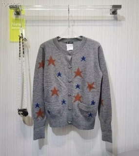 그레이 별무늬 니트 가디건  Gray Star-Patterned Knit Cardigan