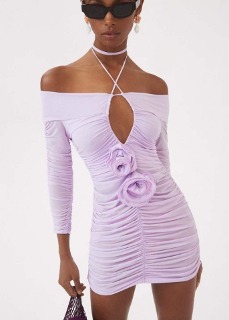 어깨 트임 라벤더 컬러 미니원피스   Lavender-colored mini dress with shoulder slits